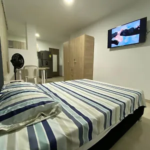 Extraordinario Aparta Estudio Nuevo Champagnat Apartamento